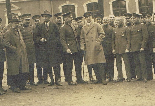 Two photos soldiers and officers cavalry unit (Ulanen?) - Image 3