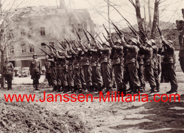 Three photos field burial Luftwaffe Flak-Regiment 153 - Image 4