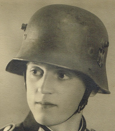 Large photo soldier Wehrmacht with helmet - Image 2