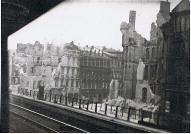 4 photos Berlin after bombardement November 1943 #2 - Image 5