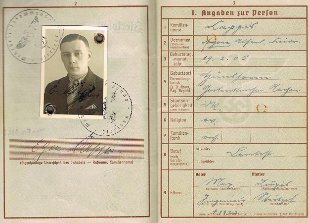 Wehrpass dentist Sanitäter 1943-45 Soest Herfort Hagen - Image 2