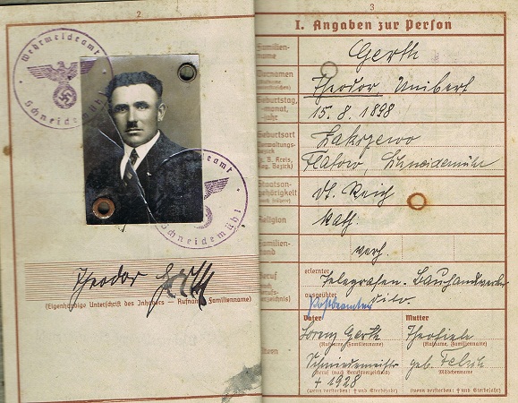 Wehrpass NCO telegraph operator Nachrichten France Posen 1939-40 - Image 2