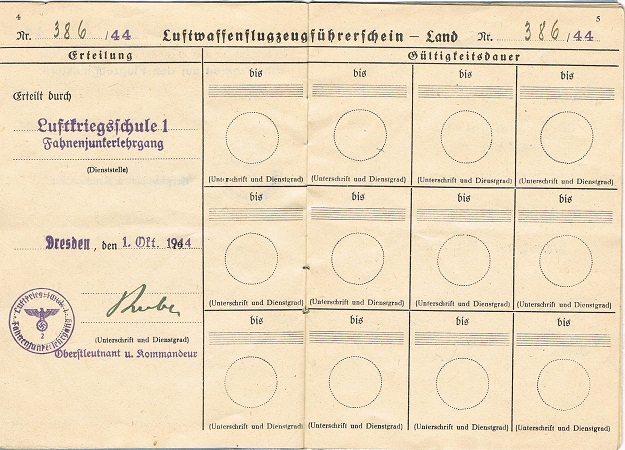 Group pilot Fahnenjunker pilot Zerstörer Geschwader ZG1 1944 - Image 6