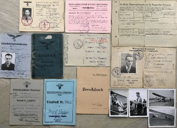 Big group HJ NSFK Luftwaffe Beobachter Kampf-Geschwader 4