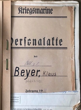 File Oberleutnant mine sweeper Luftwaffe naval recco. observer