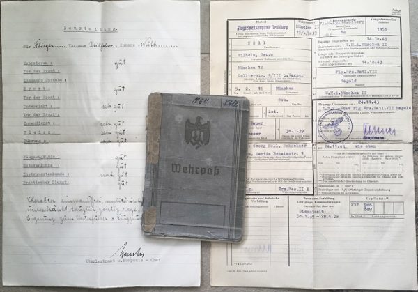 Luftwaffe Wehrpass mechanic airfield Neubiberg-München
