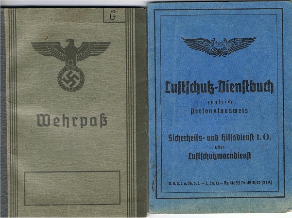 Luftschutz pass and Wehrpass SHD-Mann Giesen 1940-1942