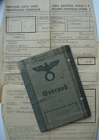 Wehrpass Sergeant Airplane mechanic Uberführungs Geschwader