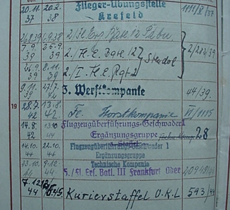 Wehrpass Sergeant Airplane mechanic Uberführungs Geschwader - Image 3