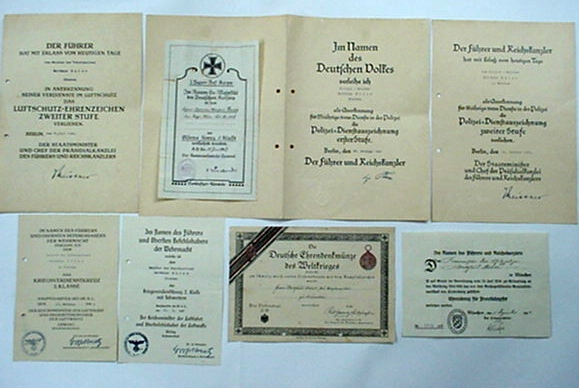 Grouping with 8 awards police man / WW1 combatant