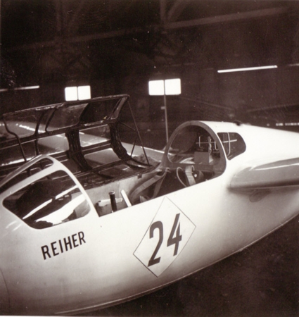 Lot photos Hanna Reitsch collection glider plane - Image 4