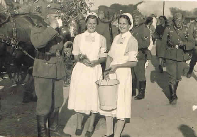 Photo album DRK nurse German Red Cross Germany France - Image 4