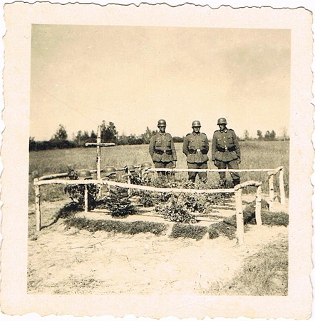 Field graves Artillerie-Regiment 255 255.ID Russia #2