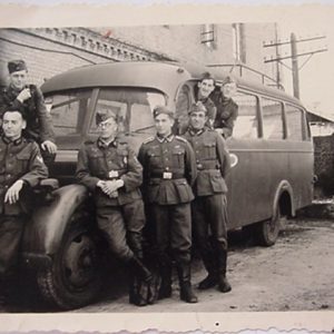Fwhbus2702