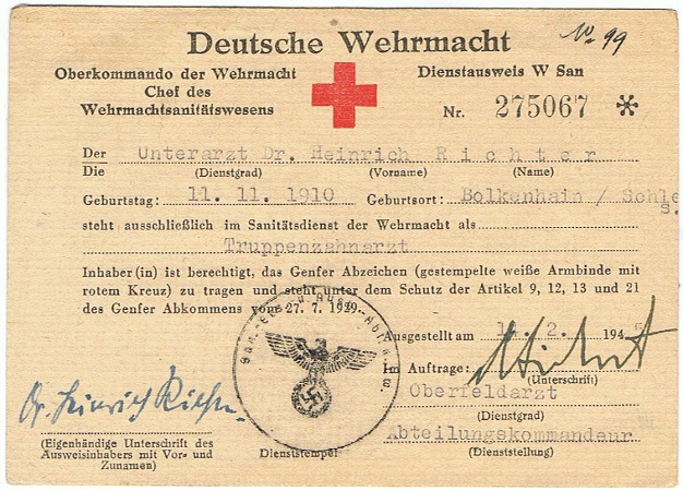 Permit Red Cross armband Luftwaffe dentist 1945 Unterarzt