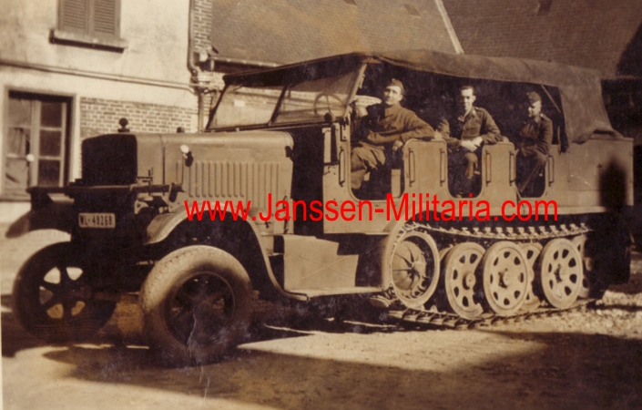 Lot photos Luftwaffe Flak-Regiment 4 Germany France Russia #1 - Image 3