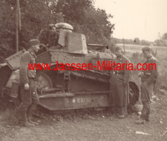 Lot photos Luftwaffe Flak-Regiment 4 Germany France Russia #1 - Image 4