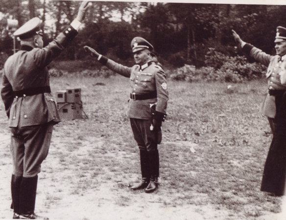 Lot 6 photos Polizei commander - Image 3