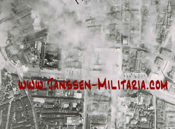 Luftwaffe aerial photo bombed city - Image 2