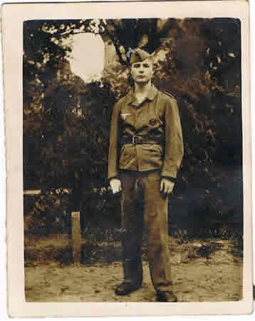 Photo soldier Lufwtaffe in denim herringbone jacket