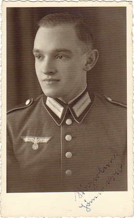 Postcard portrait soldier Wehrmacht Waffenrock 1940