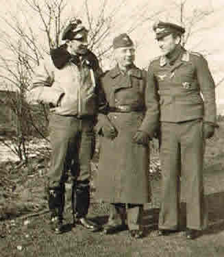Photo album Luftwaffe NCO (board?) mechanic planes - Image 6