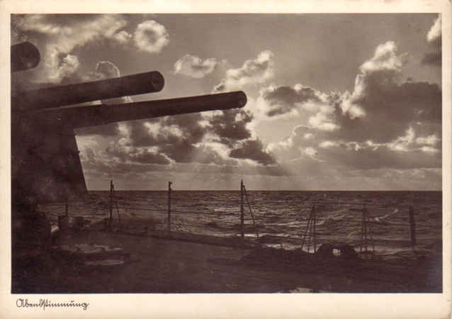 Post card Kriegsmarine large guns on battle ship