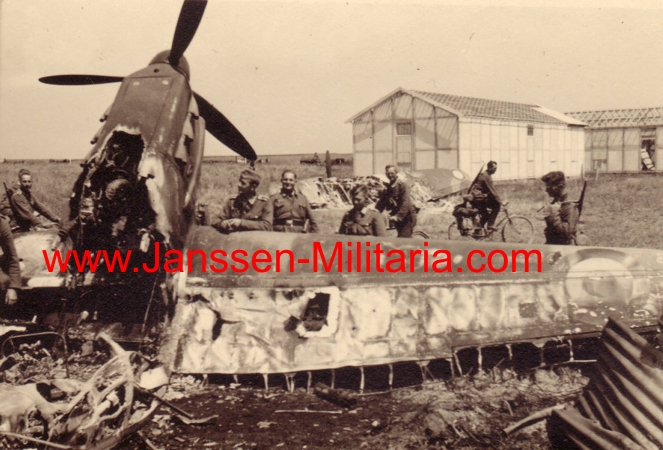 Two photos crashed Spitfire 1940 - Image 2