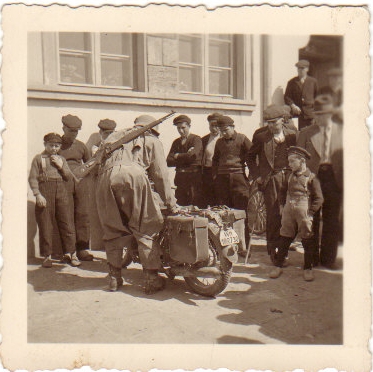 Photo motor despatch Kradmelder Eastern Front