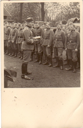 Postcard sized photo soldiers Wehrmacht with Spiess