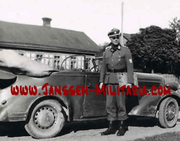 Two photos Schutzpolizei policeman Russia 1942 - Image 4