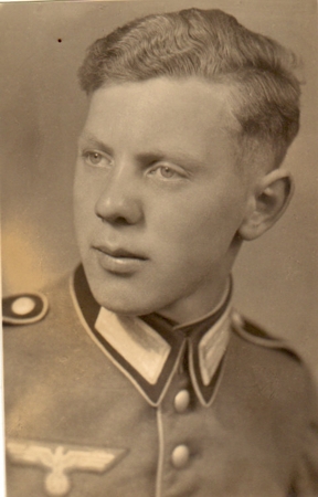 Post card portrait WH soldier parade tunic Ried Austria