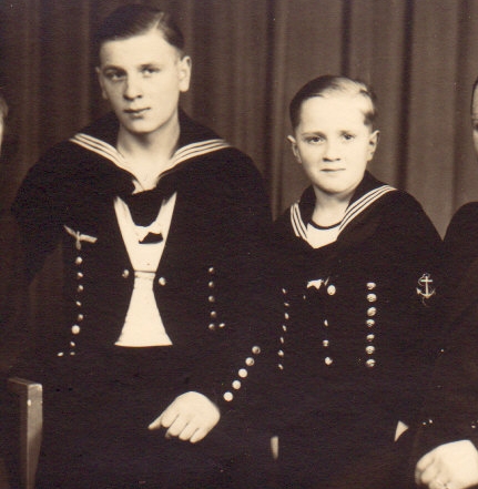 Studio family photo Oberbootsmaat Kriegsmarine Kiel - Image 2