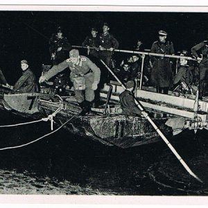 WHpontboatF1