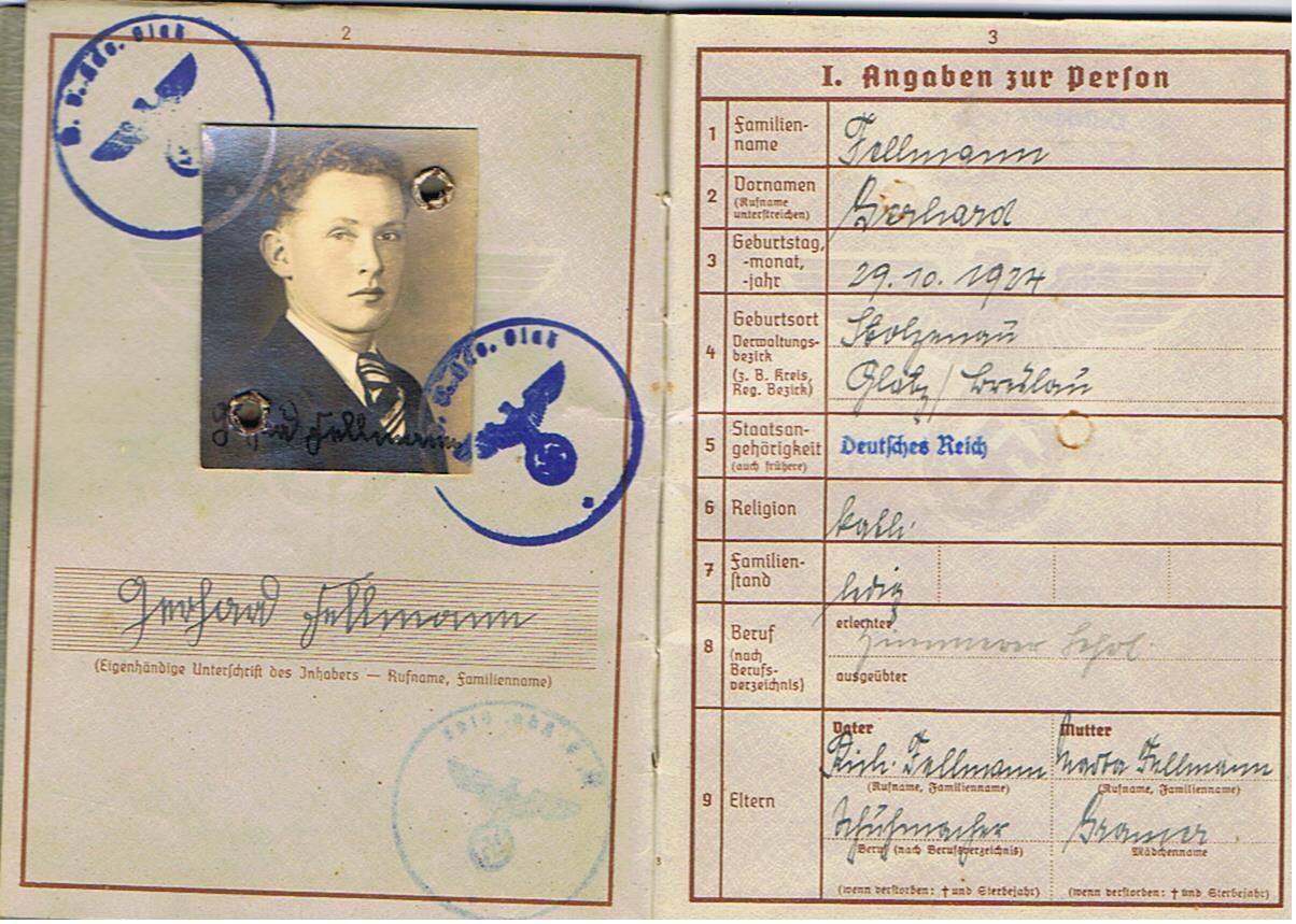 Wehrpass Gefreiter Jäger-Regiment 8.Jäger-Division KIA 1944 Latvia Walk EK2 - Image 3