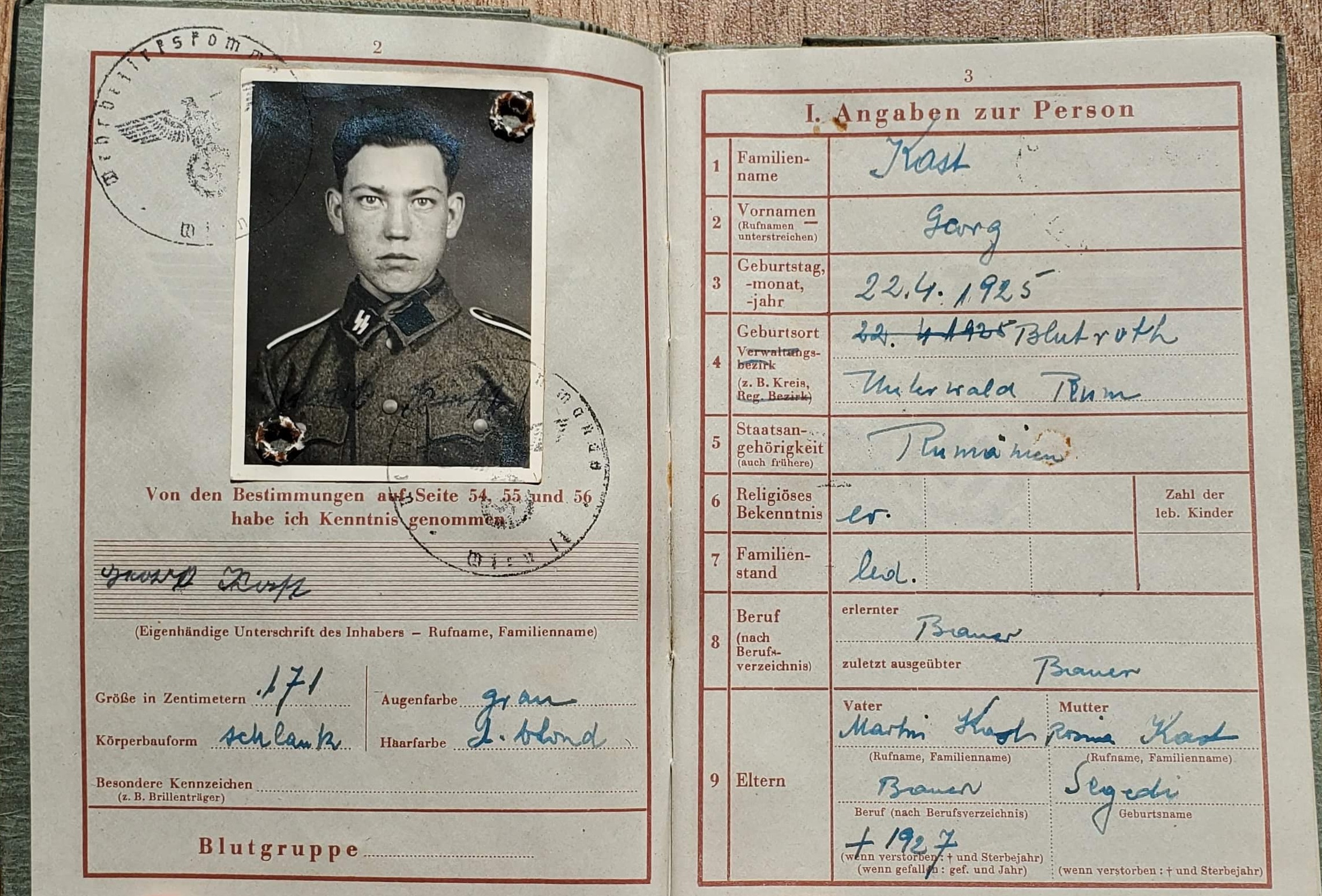 Wehrpass Romanian Waffen-SS volunteer Flak gunner Kommandostab Reichsführer-SS - Image 4