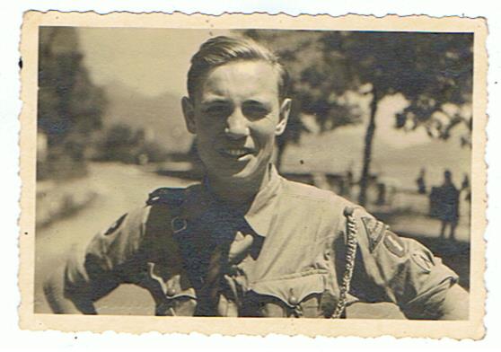 Photo HJ leader signaller 1942