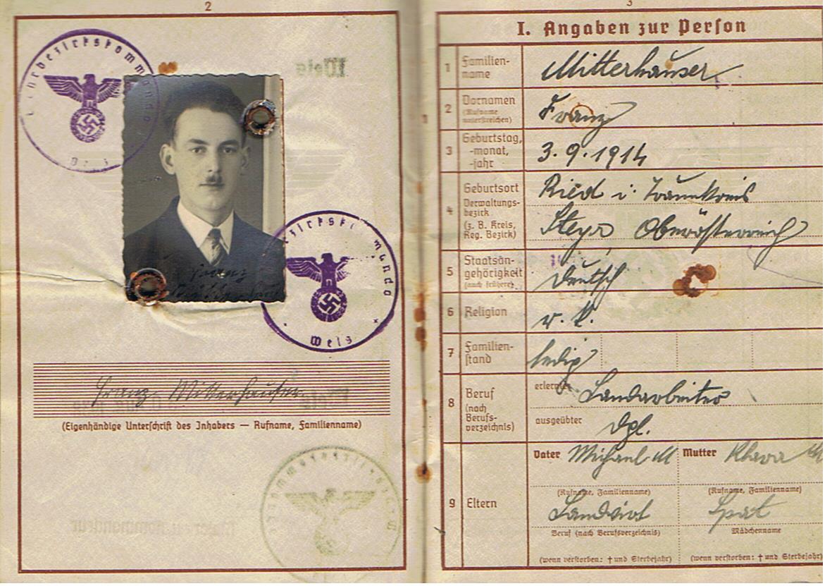 Wehrpass Obergefreiter Infantry 262.Infanterie-Division France Russia 4 awards - Image 3